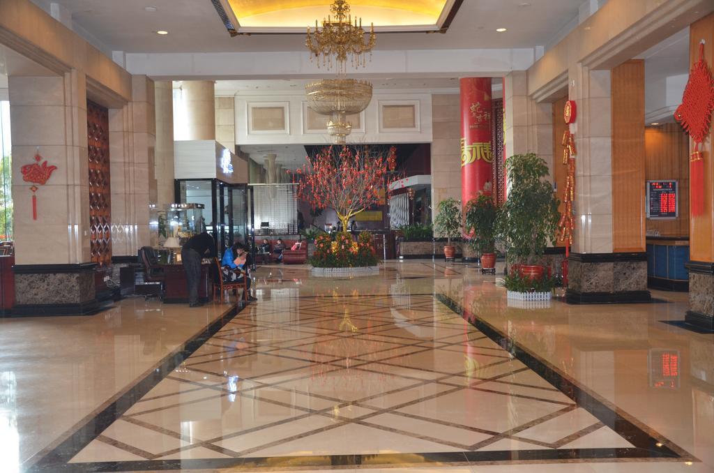 Lotus Huatian Hotel Changsha Exterior foto